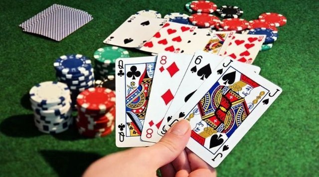 Бесплатный онлайн покер: особенности демо игры